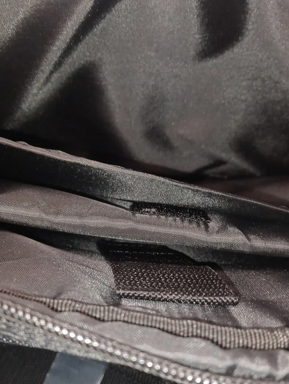 Targus Intellect Black Breifcase With Padded Laptop Area, Front Organizer Pocket